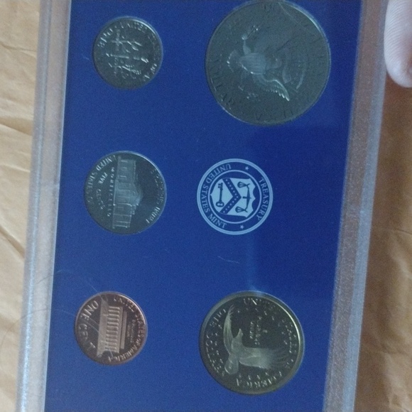 United States Mint 2007 Proof Set With Presidental Collection - Picture 9 of 11